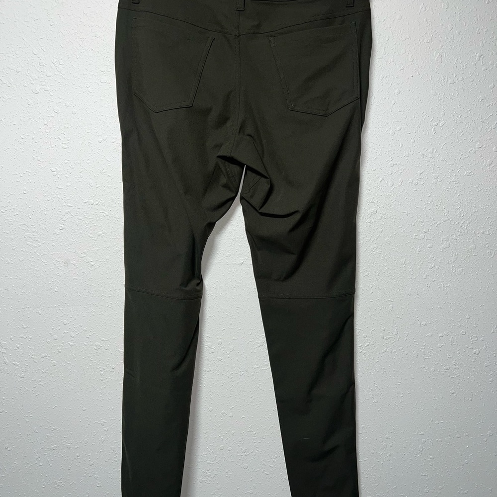 lululemon Men's ABC Pants‎ - Dark Green - Picture 2 of 4